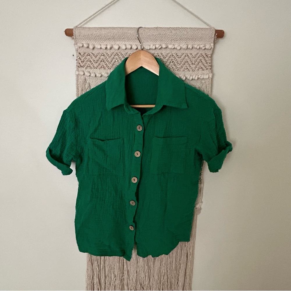 Crinkle cuffed sleeve button up